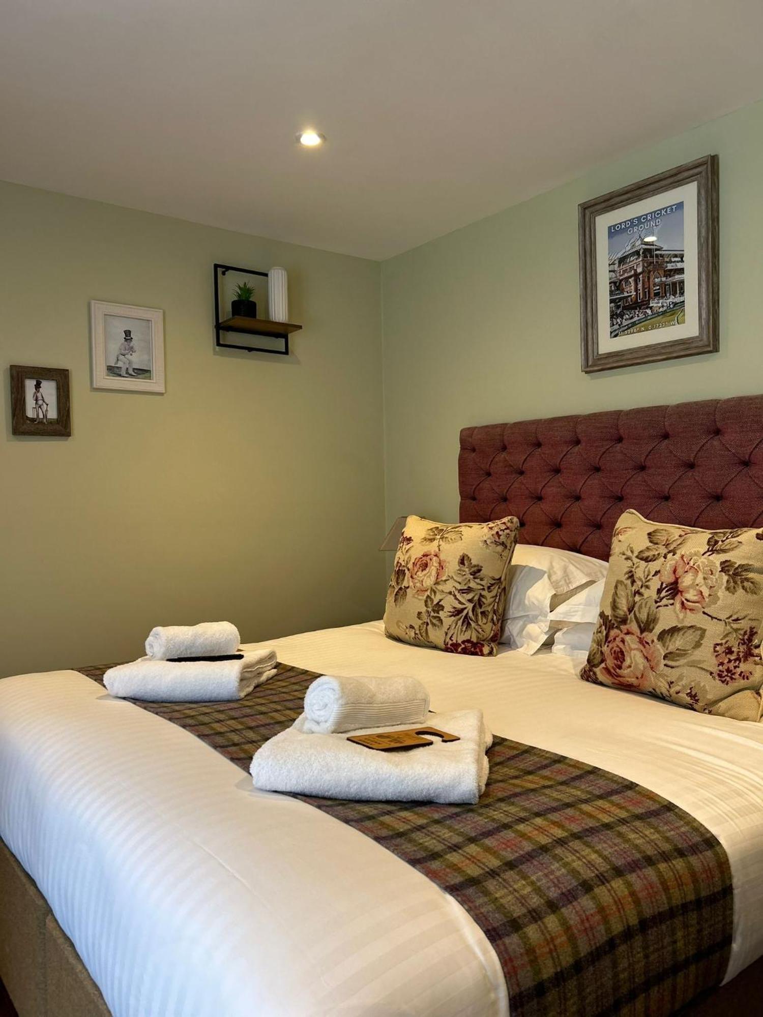 Hotel The Thomas Lord West Meon Exteriér fotografie